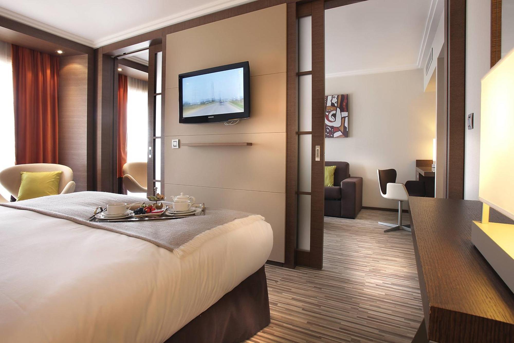 Ac Hotel By Marriott Ambassadeur Antibes - Juan Les Pins Exterior photo