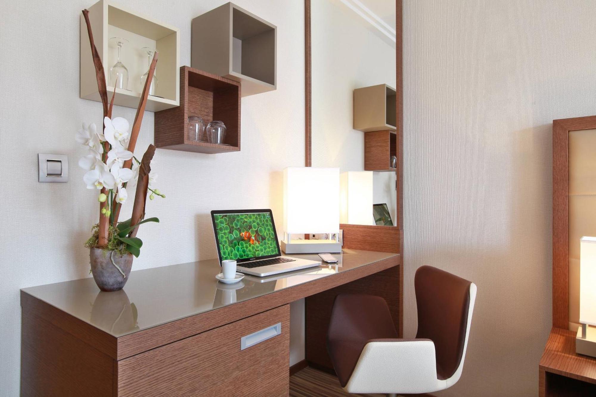 Ac Hotel By Marriott Ambassadeur Antibes - Juan Les Pins Exterior photo